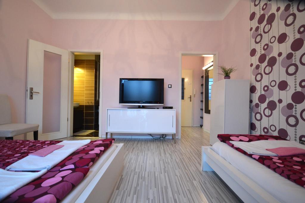 Pulse Jackquaters Apartment Budapest Luaran gambar